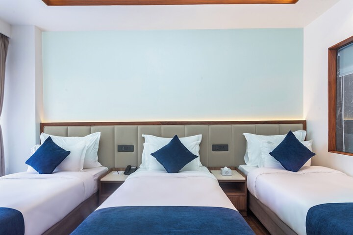 Room 7 of 48