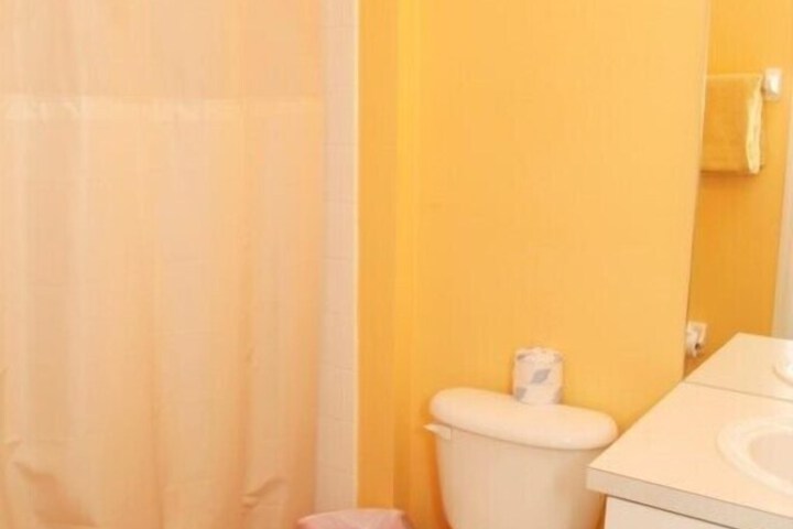 Room 13 of 39