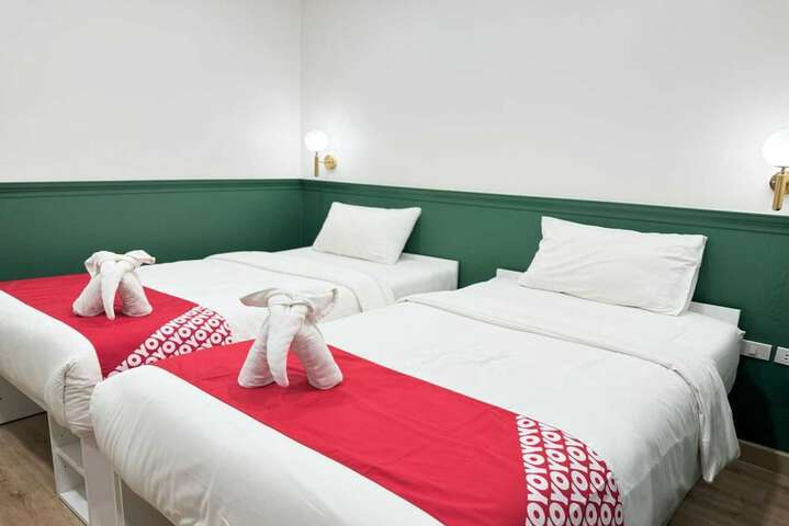 Room 10 of 43
