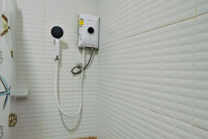 Room 18 of 22