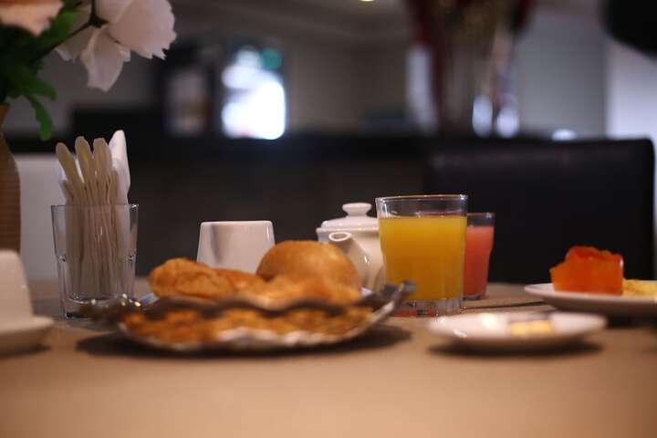 Breakfast/Coffee Service 54 of 86