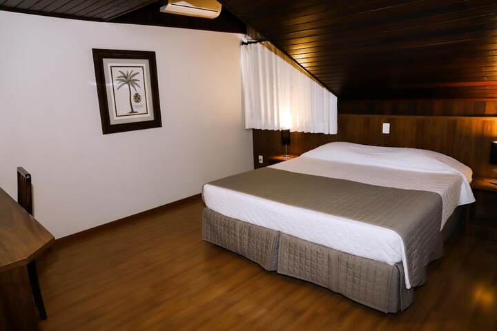 Room 10 of 41