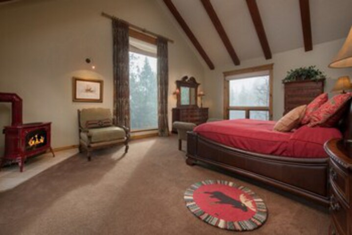Room 22 of 26