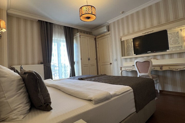 Room 18 of 53