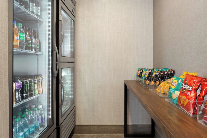 Snack bar