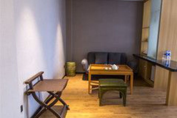 Room 84 of 94