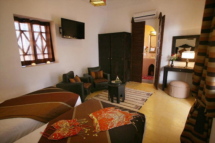 Room 14 of 26