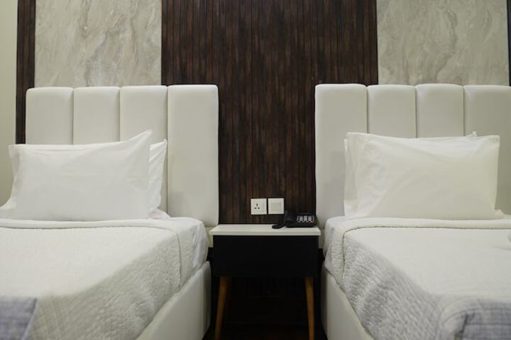 Room 44 of 84