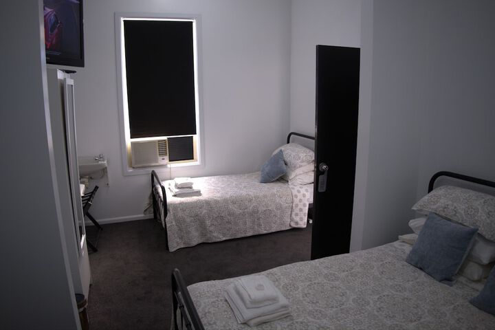 Room 8 of 26