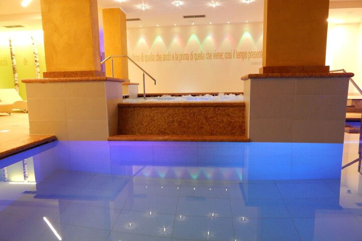 Spa Photos