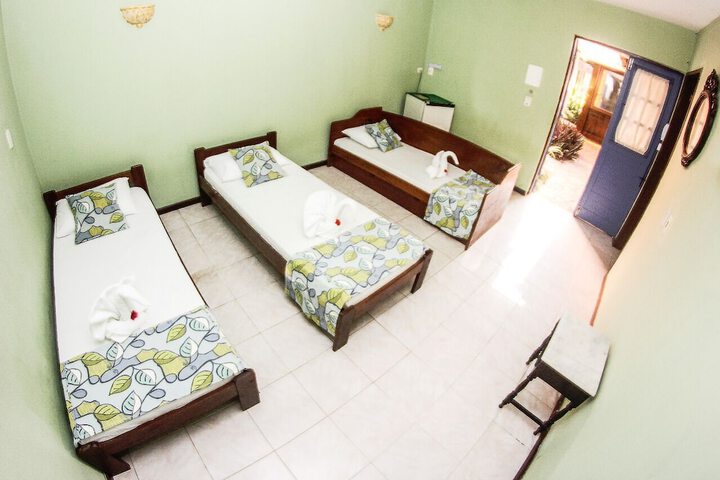 Room 8 of 40