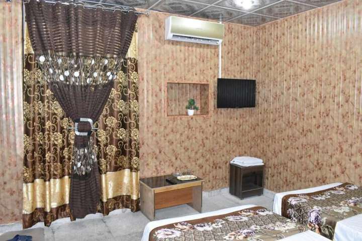 Room 29 of 40