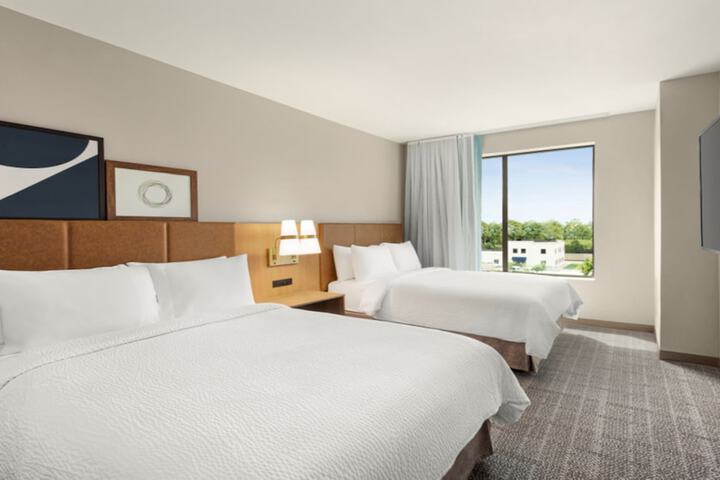 1 King Bed Studio Suite Communication Accessible (9 of 19)