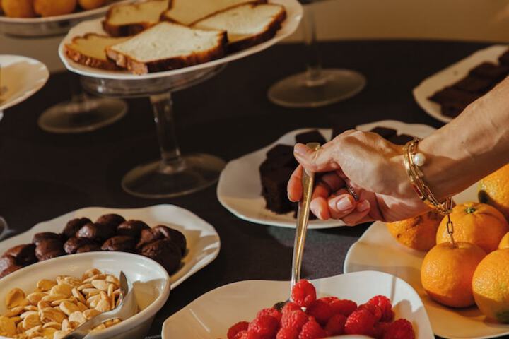 Breakfast/Coffee Service 60 of 70
