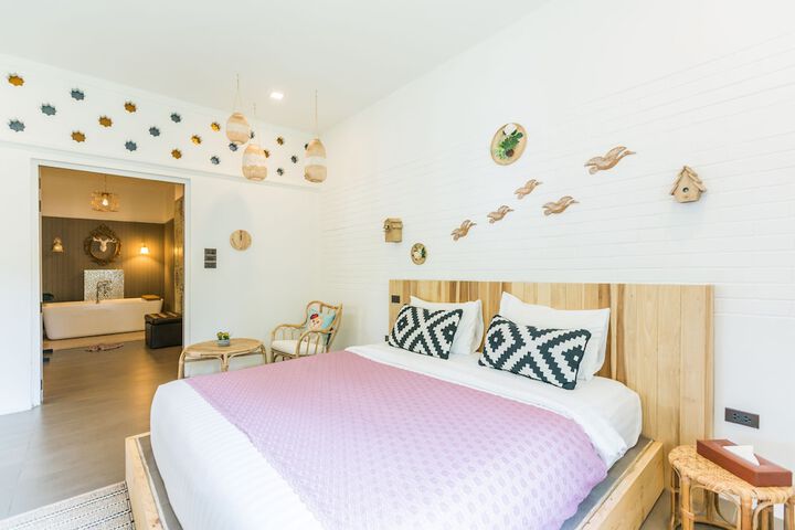 Room 30 of 148