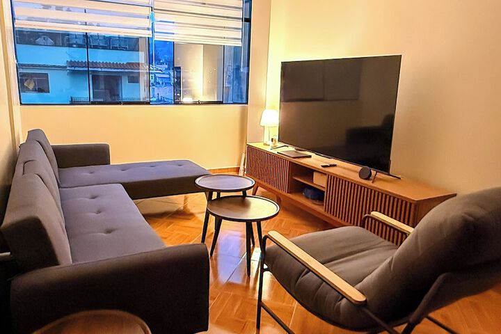 Room 14 of 18