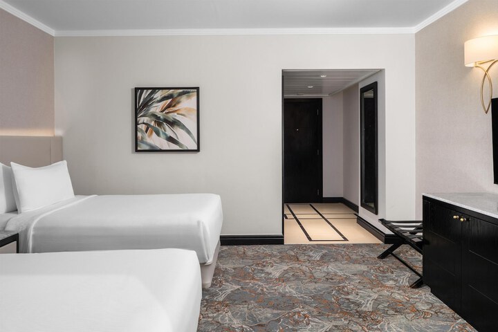 Room 45 of 131