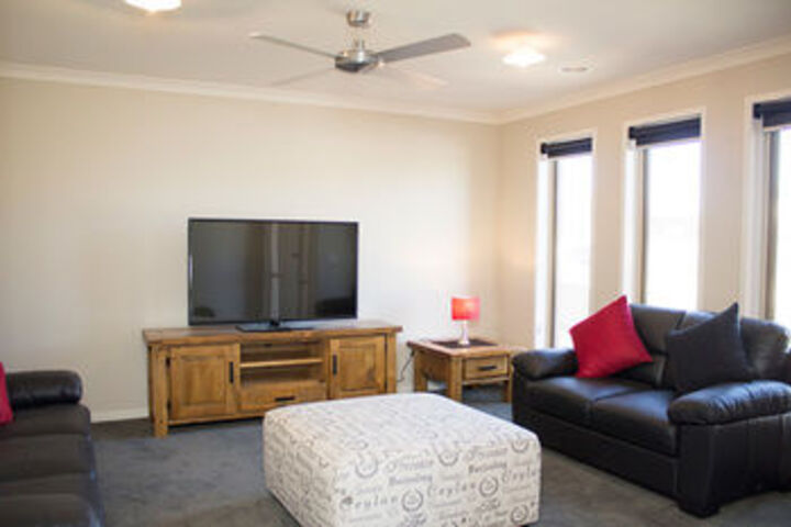 Room 12 of 21
