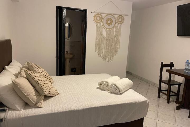 Room 5 of 35