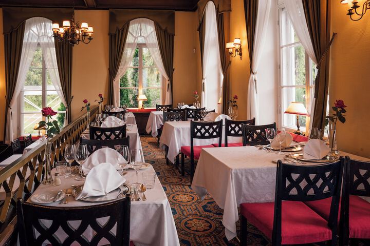 Dining 58 of 78