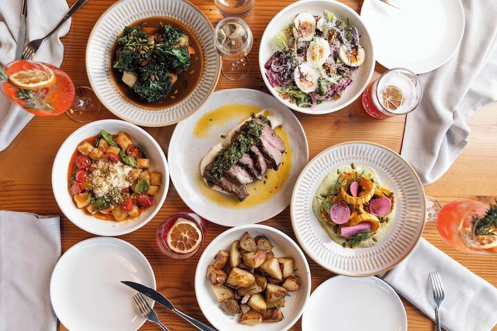Dining 94 of 148