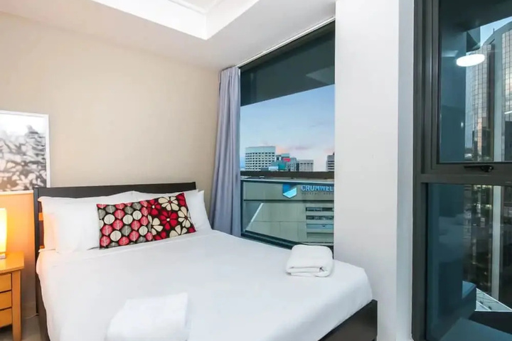 Room 2 of 23