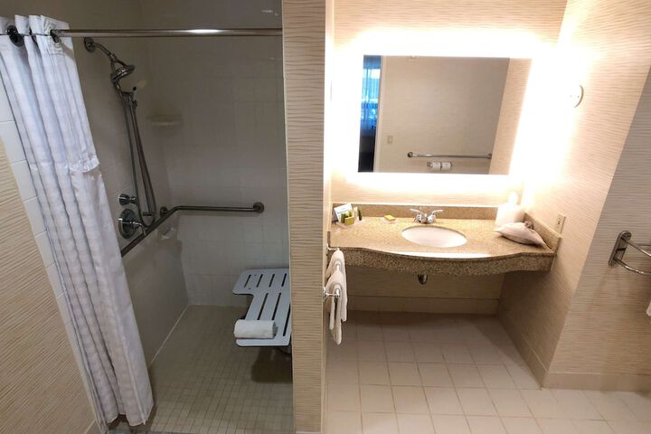 Bathroom shower