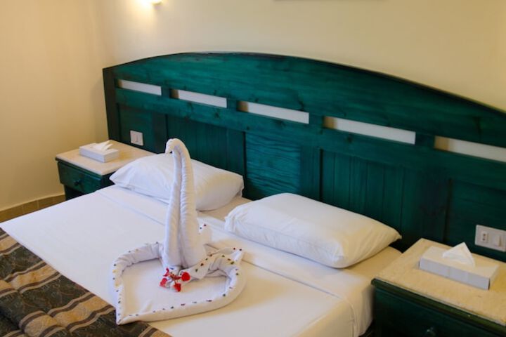 Room 3 of 53