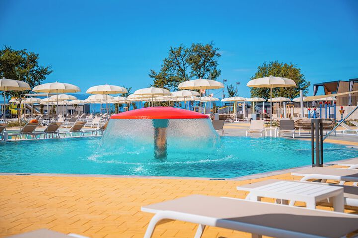 Pool 56 of 117