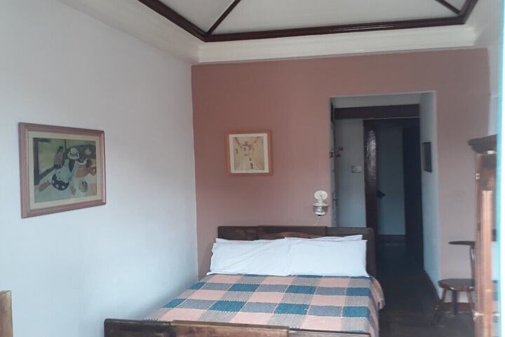 Room 50 of 124