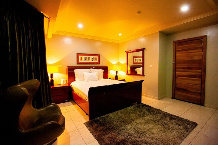 Room 8 of 29