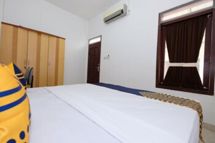 Room 16 of 26