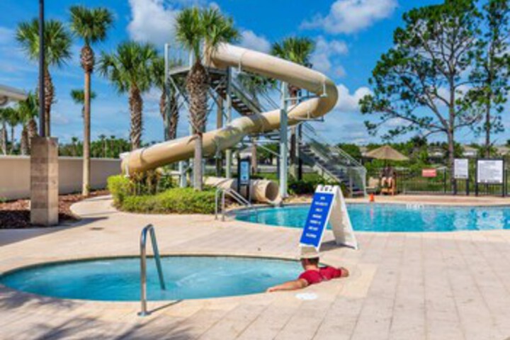 Pool 56 of 302