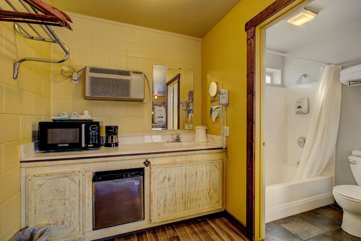 Room 40 of 56