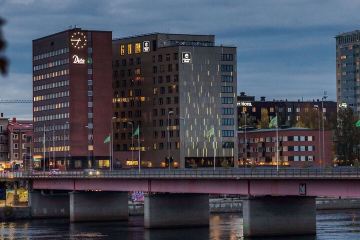 Hotel 110 of 117