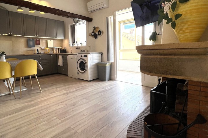Room 32 of 47
