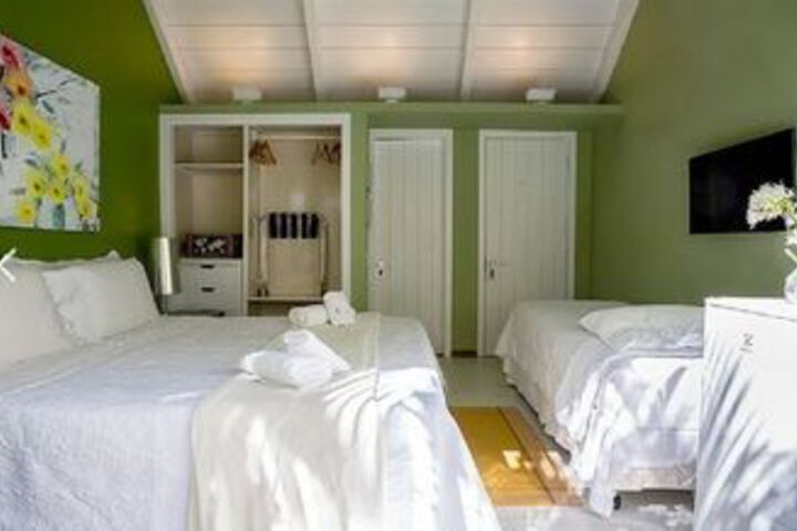 Room 15 of 23