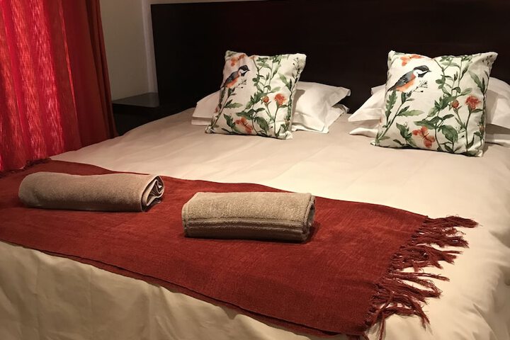 Room 8 of 18