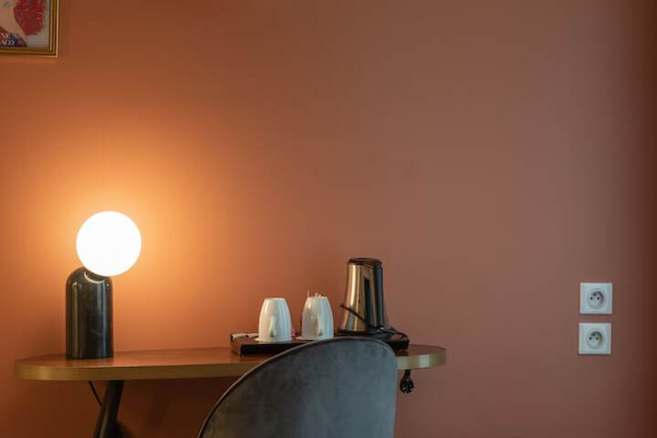 Room 13 of 51