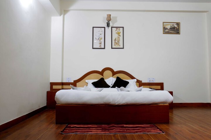 Room 16 of 48