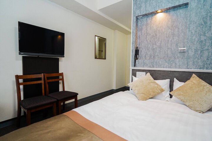 Room 12 of 54