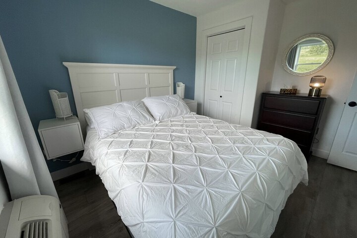 Room 32 of 144
