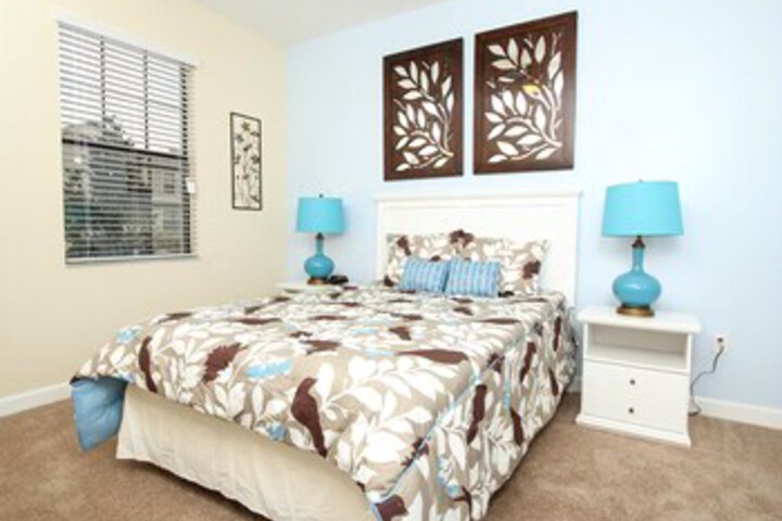 Room 26 of 35
