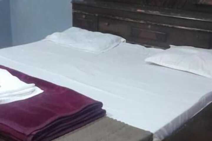 The Heaven Hotel & Restaurant in Agra