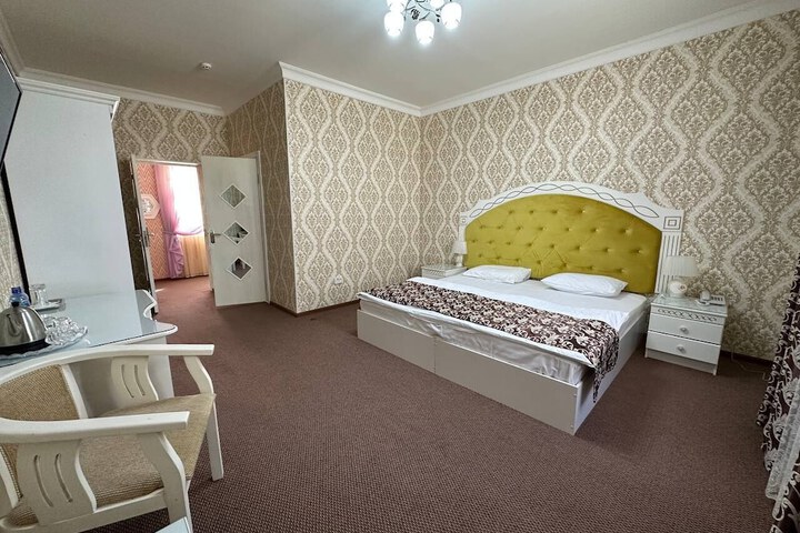 Room 14 of 41
