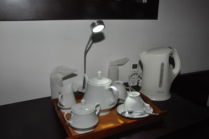 Breakfast/Coffee Service 8 of 12
