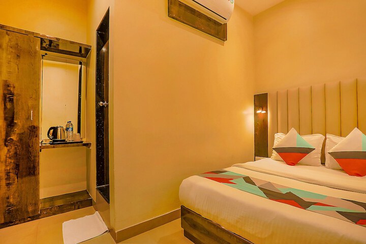 Room 8 of 23
