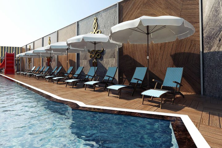 Pool 41 of 141