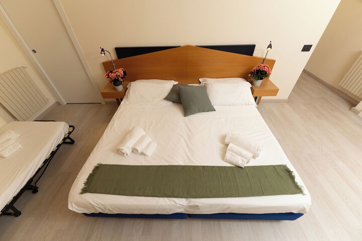 Room 20 of 114