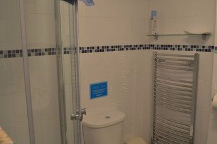 Room 8 of 45